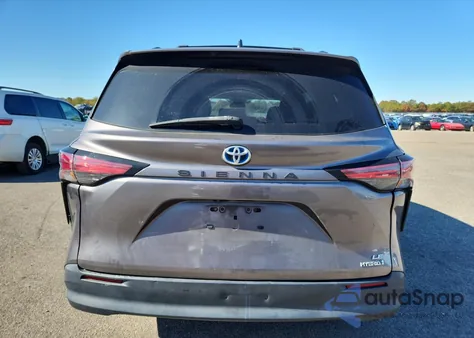 2021 Toyota Sienna Le from USA, damaged, VIN 5TDKRKEC3MS010490